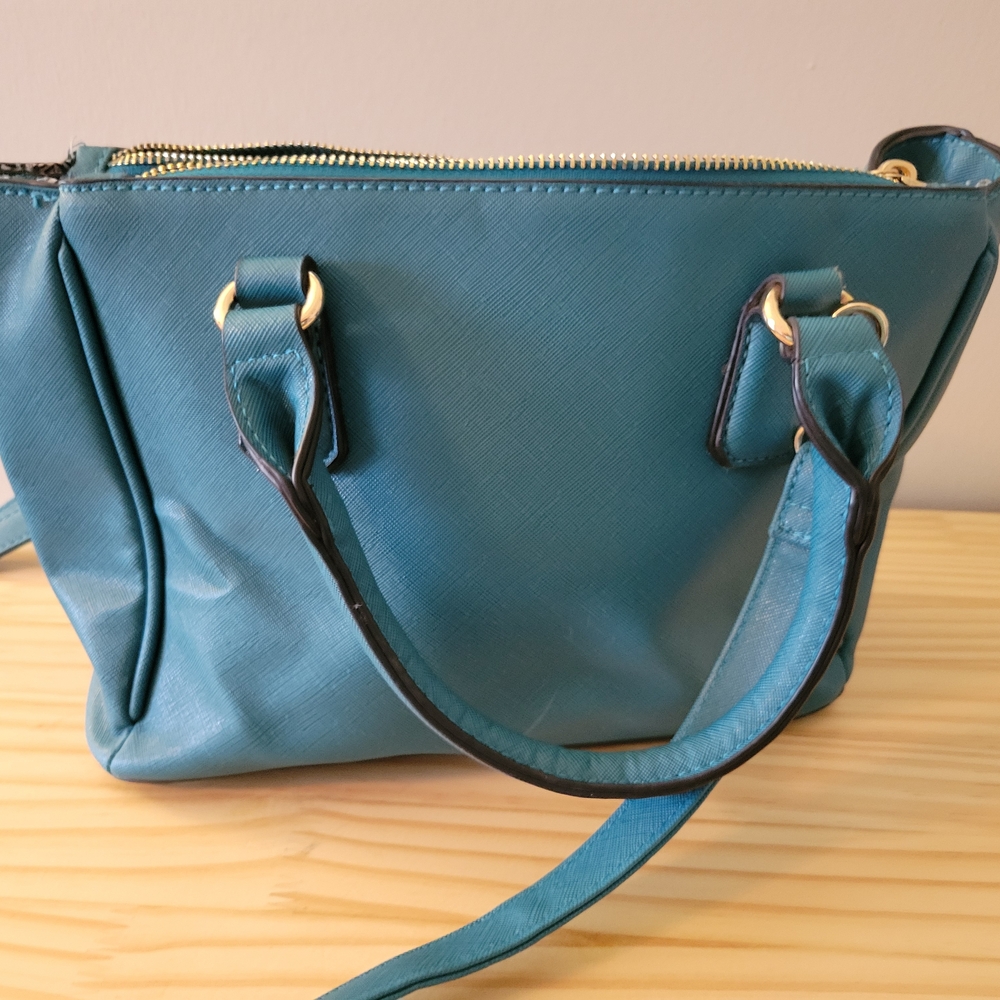 Elegant Blue Handbag